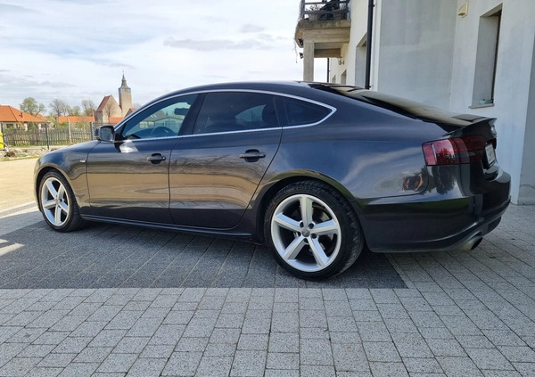 Audi A5 cena 44900 przebieg: 190000, rok produkcji 2011 z Strzegom małe 37